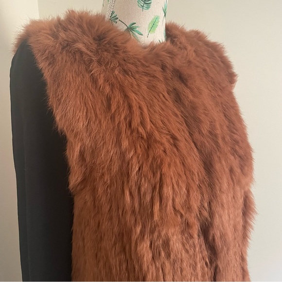 HOST PICK⭐️Ethical Lady Luxe Fur Vest 🤎NWT🤎Brown - Picture 5 of 15